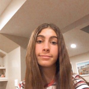 Meet your Posher, Phoebe